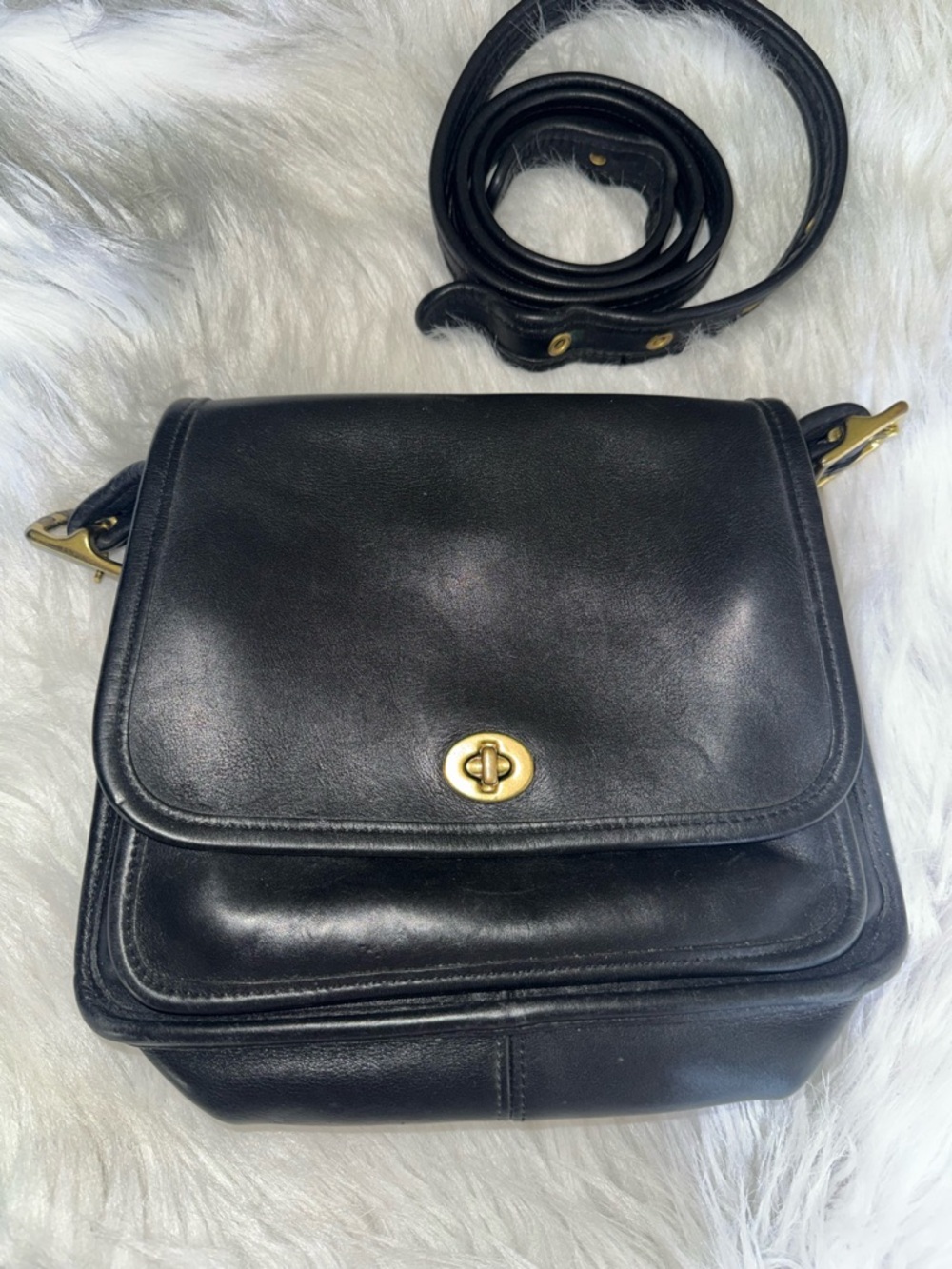 Coach vintage crossbody